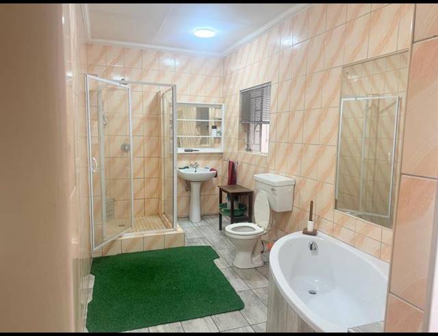 4 BEDROOM HOUSE FOR SALE IN KLIPPOORTJE